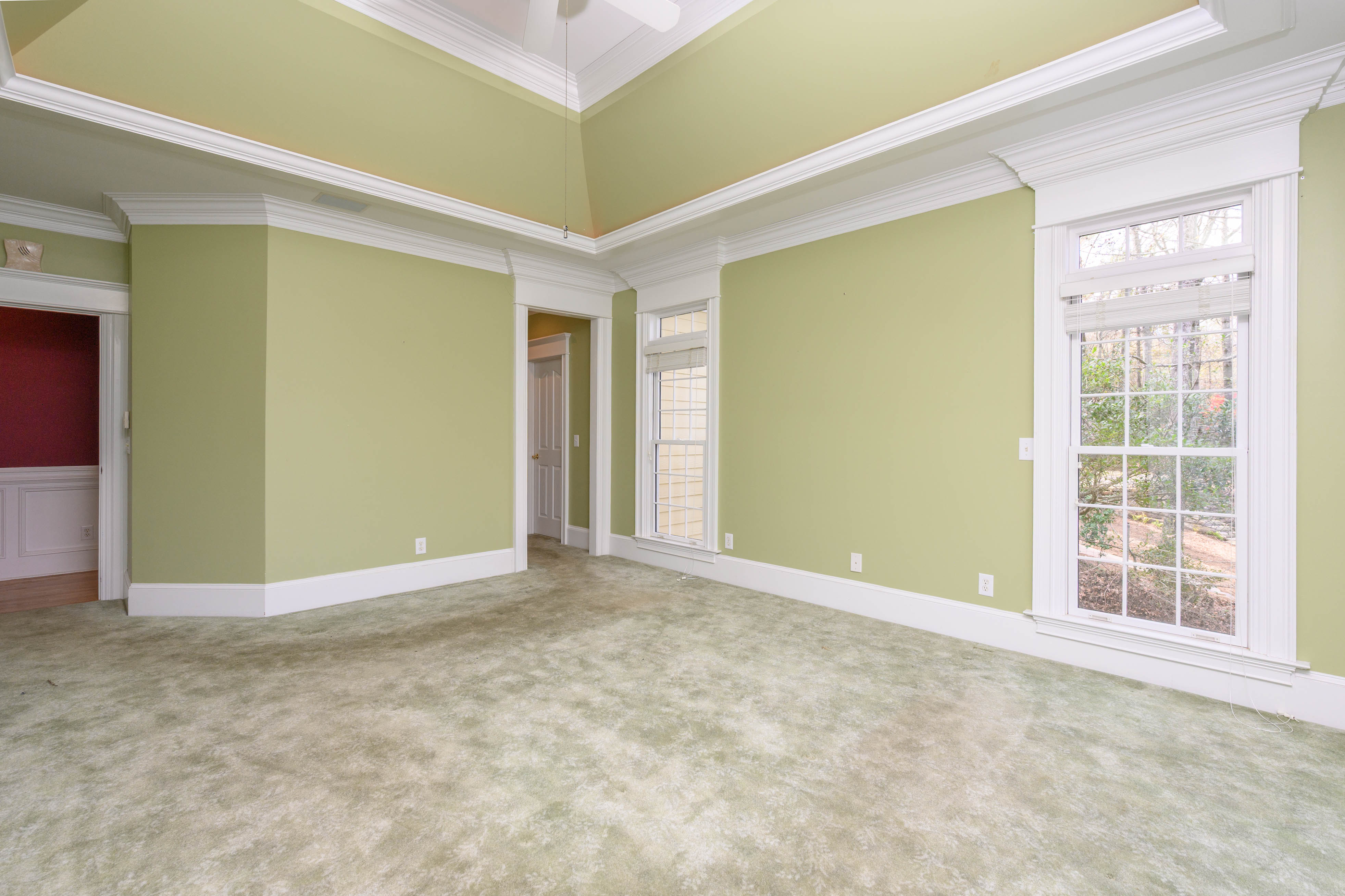 273 Reynolds Drive image 36